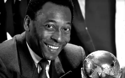 Hay luto en el fútbol mundial por el fallecimiento de Pelé