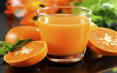 Expertos no recomiendan tomar jugo de naranja al desayuno