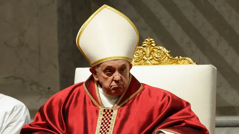 Homosexuales y ‘trans’ pueden ser padrinos y testigos de bodas, indicó el Vaticano