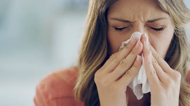 ¿Por qué cuando llueve aumentan las alergias?
