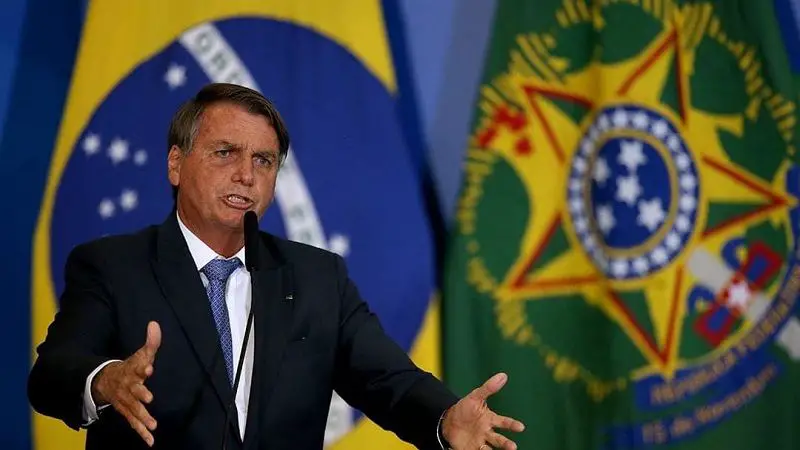 Por poner en duda el sistema electoral se presentó un recurso contra Jair Bolsonaro