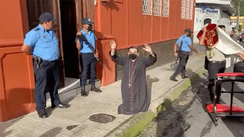 Piden ayuda internacional tras el arresto de un obispo en Nicaragua