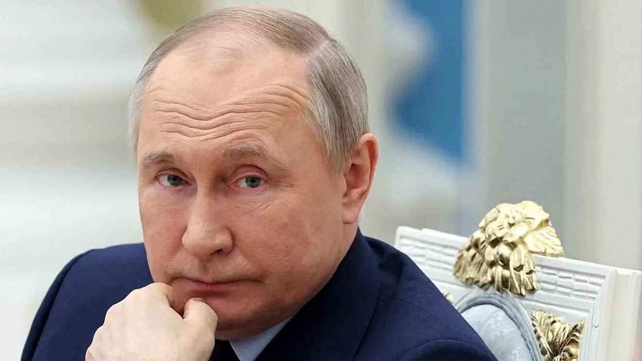 Vladimir Putin será operado de cáncer