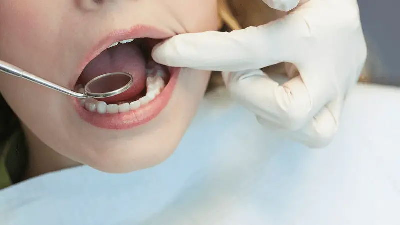 Alerta por bacterias en acueducto de clínicas dentales para niños en Estados Unidos