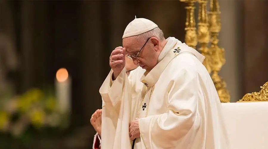 Papa Francisco reza por el fallecimiento del Cardenal Albert Vahnoye