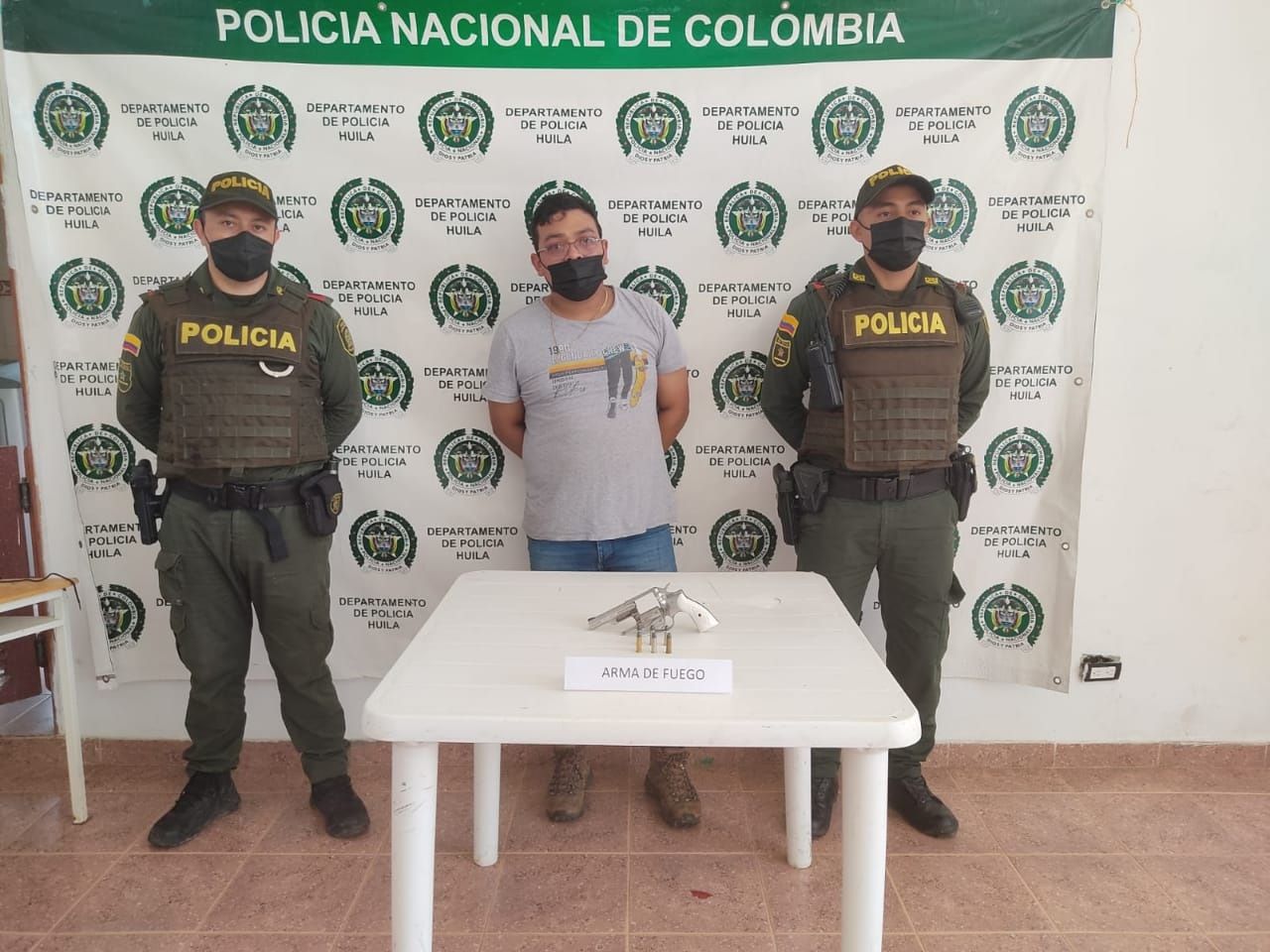 Capturado por porte ilegal de armas de fuego en Colombia