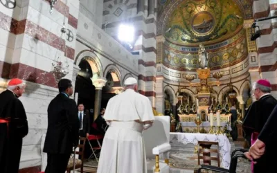 “Sean un puerto seguro, para los heridos de la vida”: Papa Francisco