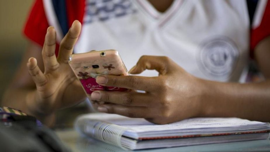 En Neiva más del 86% de los estudiantes contaron con algún dispositivo para conectarse a las clases.