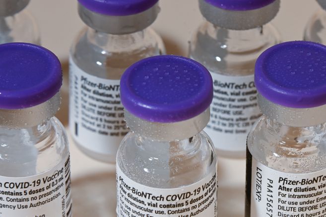 El 24 de febrero llegarán otras 50.000 dosis de la vacuna Pfizer a Colombia