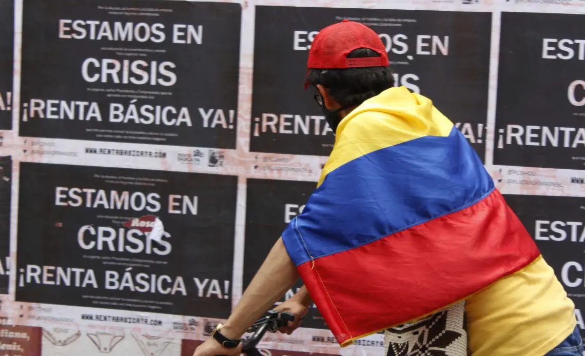 Renta básica beneficiaría a 30 millones de colombianos