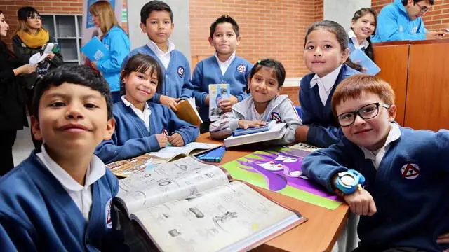 Sociedad Colombiana de Pediatría asegura que los niños pertenecen a las aulas