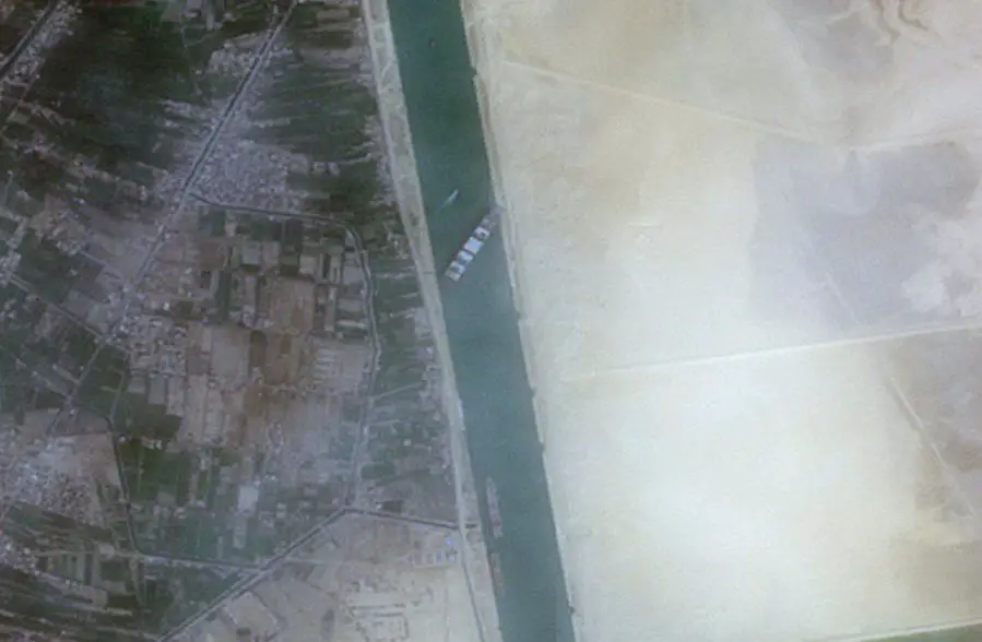 Esto es lo que se sabe sobre el bloqueo del Canal de Suez