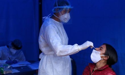 Epidemiólogo advierte que cepa brasileña generaría más muertes en Colombia
