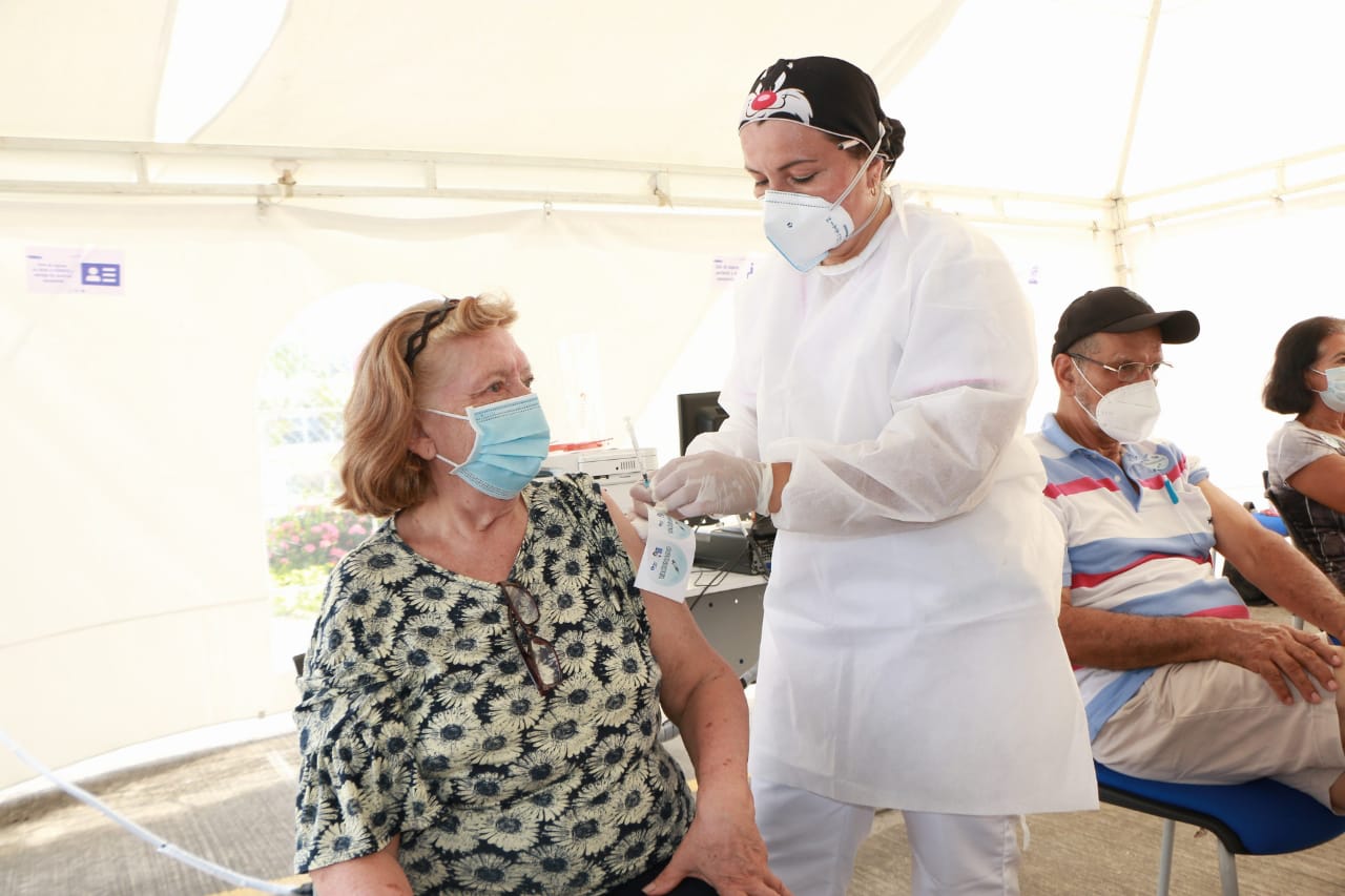 5.000 nuevas vacunas recibió Neiva para el personal de la salud