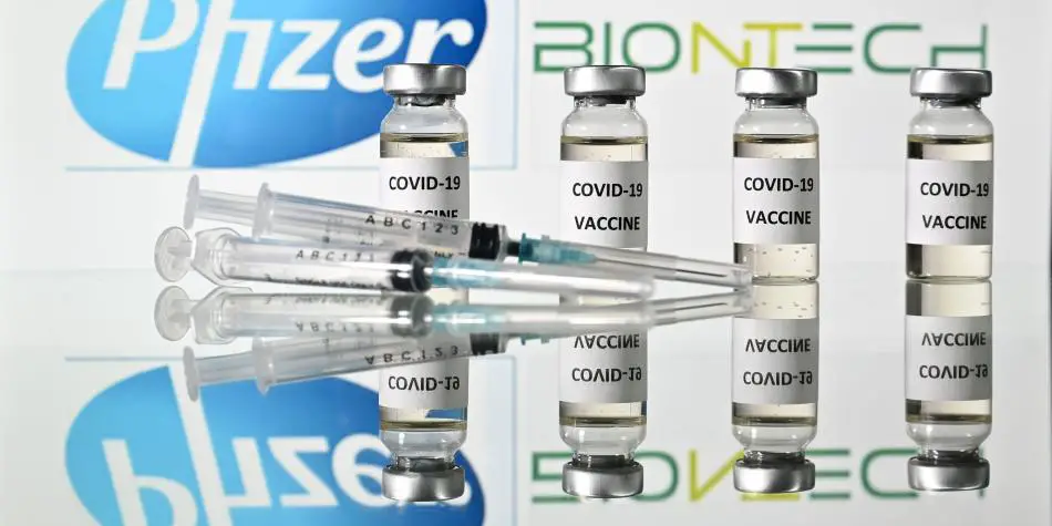 Autorizan en Colombia vacuna de Pfizer contra covid-19 en niños de 12 años o más