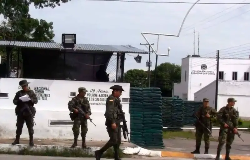 Atacan con granadas y disparos la estación de Policía de Fortul, Arauca