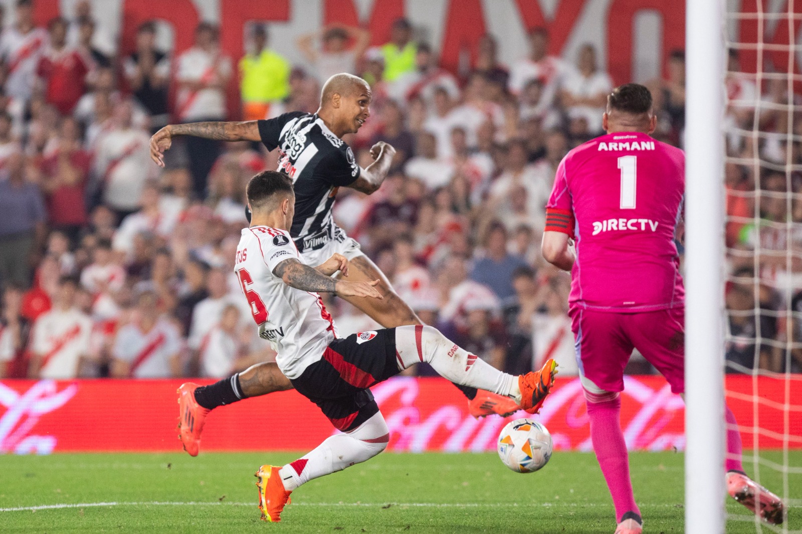 Atlético Mineiro, primer finalista de la Copa Libertadores