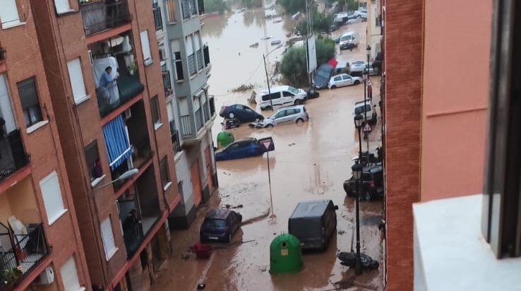 Más de 60 muertos dejan inundaciones en Valencia, España