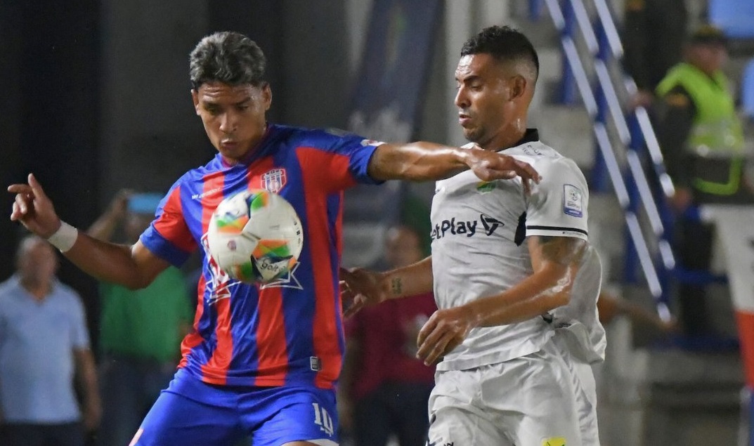 Atlético Huila cayó en Santa Marta y se aleja del ascenso