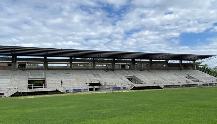 Estadio de fútbol en Garzón: firman convenio para su segunda fase