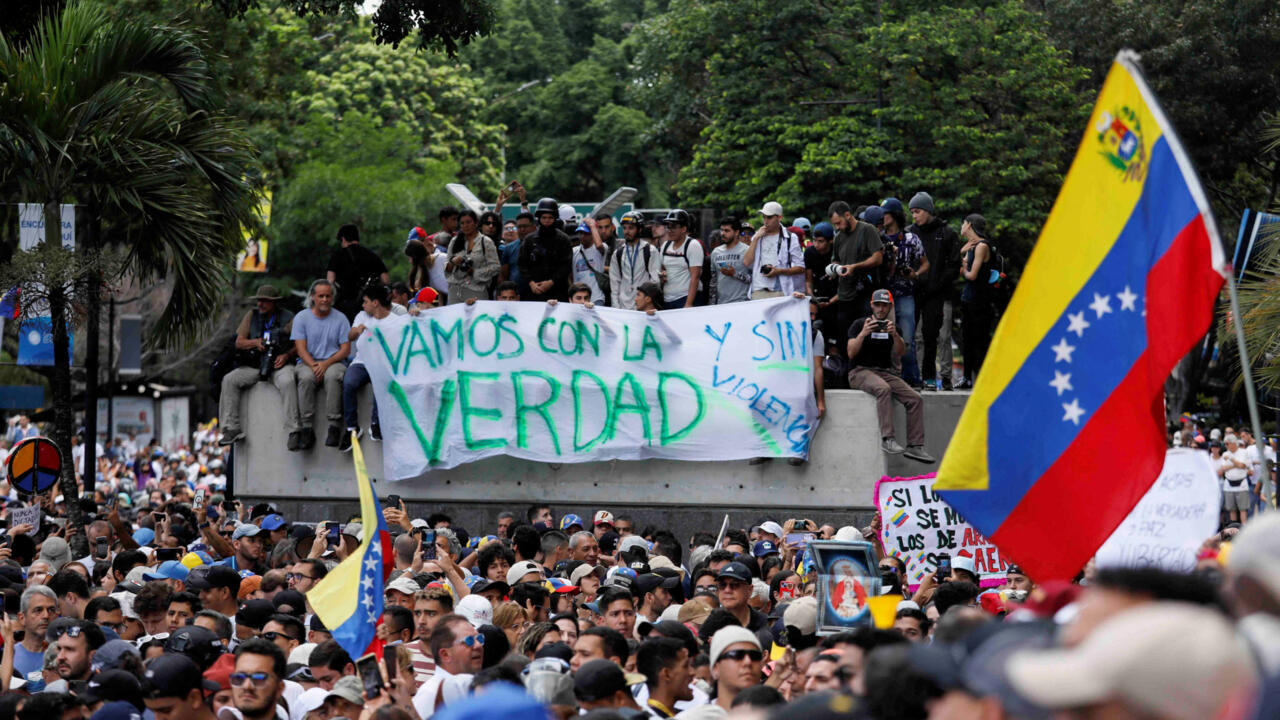 Venezuela libera a 225 detenidos tras las protestas postelectorales