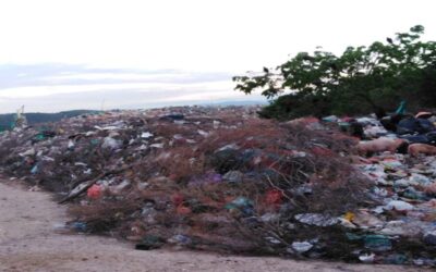 Tribunal da la razón a demandantes y ordena cierre de botadero de basura