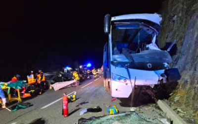 Accidente de autobús en Francia dejó dos colombianos fallecidos y varios heridos