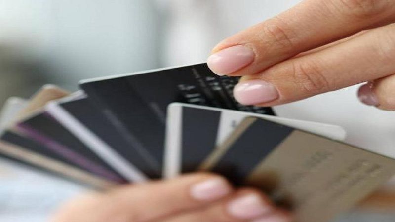 En agosto el saldo de cartera de tarjetas de crédito creció 23,5%