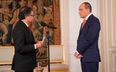 El huilense Vladimir Fernández se posesionó como nuevo magistrado de la Corte Constitucional