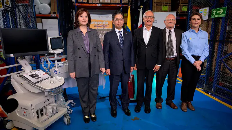 Colombia recibió donación de equipos biomédicos de Japón