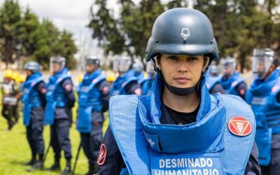 La Huilense Naydú Benítez: heroína del desminado humanitario en Colombia