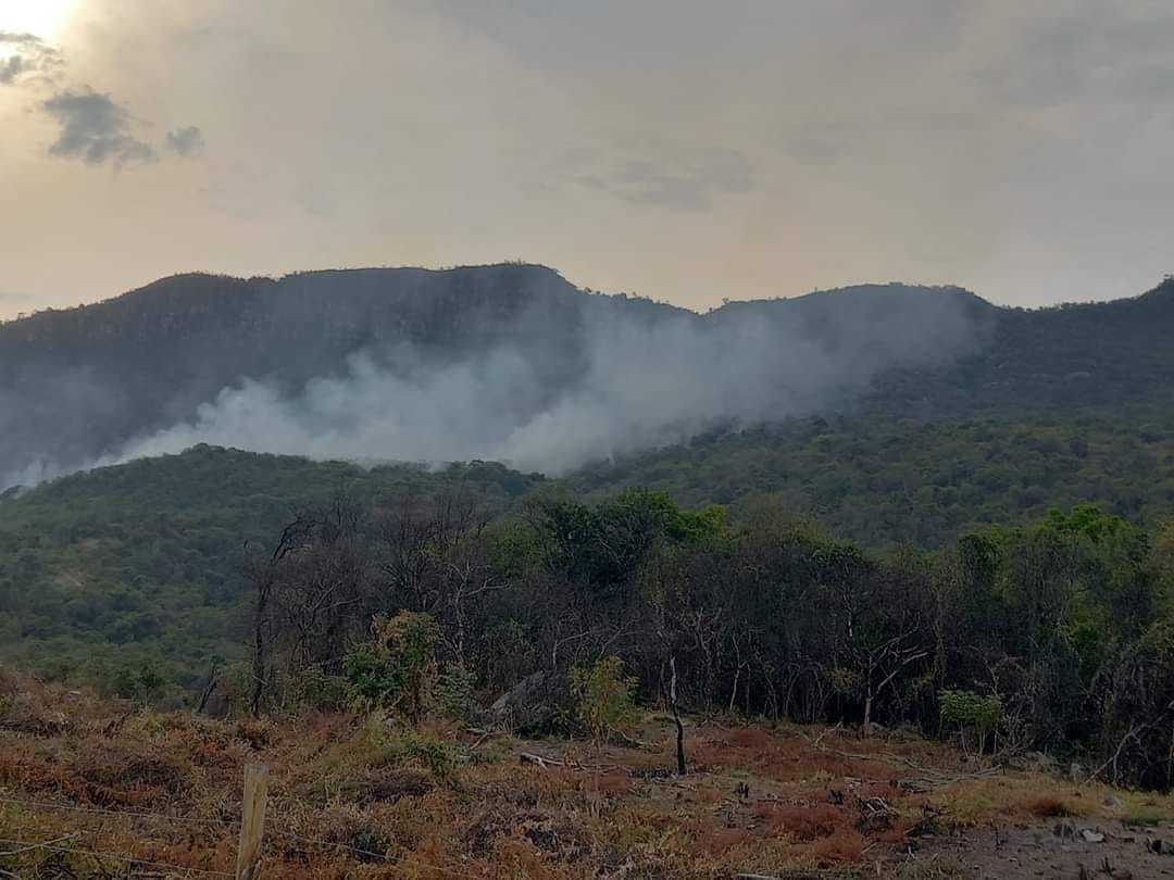 Más horas de vuelo para hacerle frente a la emergencia por incendios en Aipe