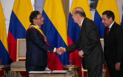 Cancillería colombiana buscara investigar a «enemigos de la paz
