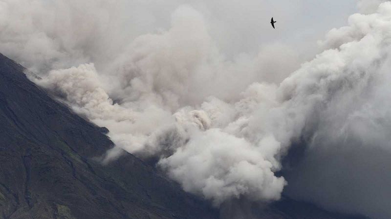 El volcán más alto de Nicaragua registró explosión de gases y cenizas