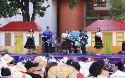 Opitas bailaron con el Encuentro Departamental de Música Campesina