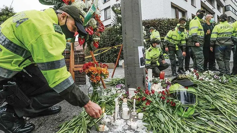 32 policías han sido asesinados este año en Colombia