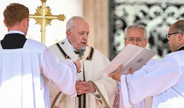 “Tenemos todavía en nosotros el espíritu de Caín”: El papa Francisco