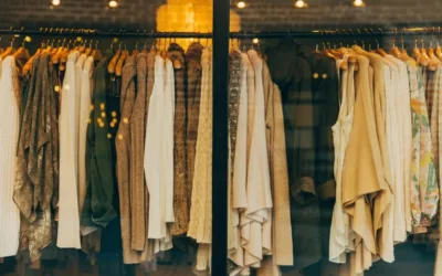 Vender ropa de segunda mano, alternativa para generar ingresos
