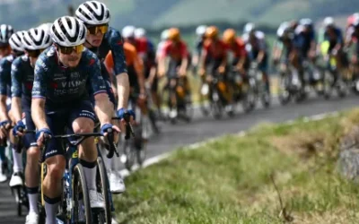 Los colombianos destacan en la 4 etapa del Tour de Francia