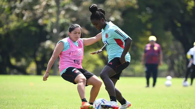 Selección Colombia femenina de mayores enfrenta hoy a Zambia