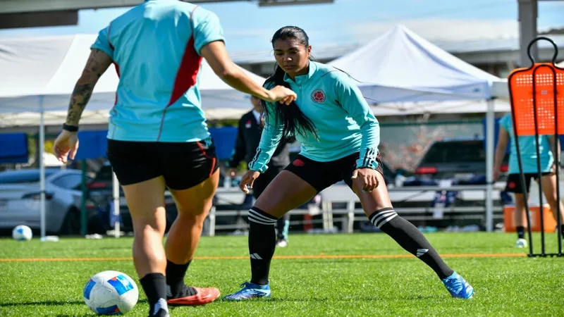 Selección Colombia Femenina enfrenta hoy a Brasil