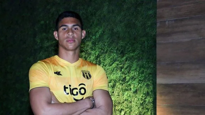 Devis Vásquez, arquero colombiano llega al Milán