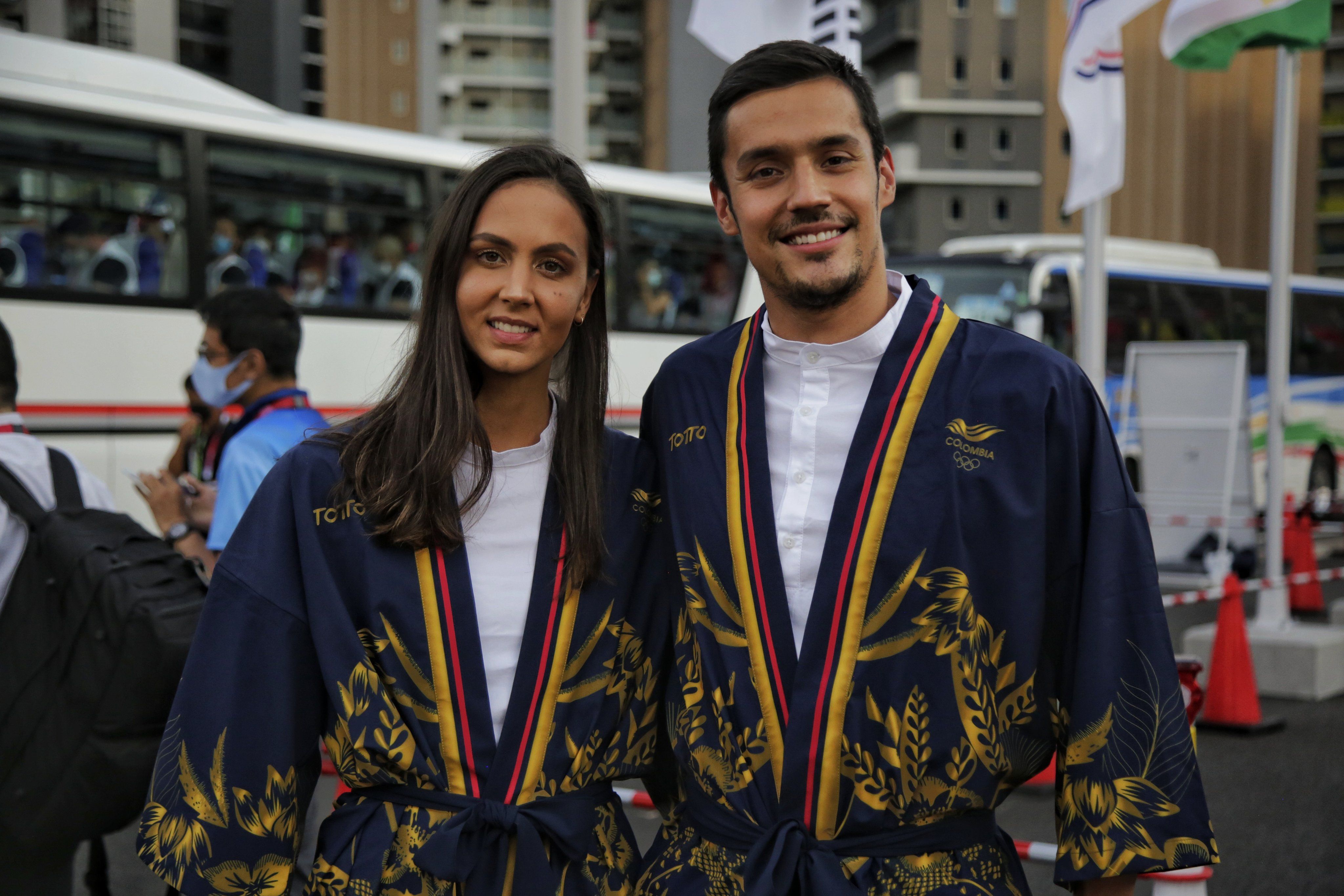 Los colombianos vistieron de Kimono y sombrero vueltiao, en la inauguración de los JJJOO de Tokio