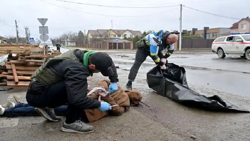Autoridades han encontrado 410 cadáveres de civiles en suburbios de Kiev