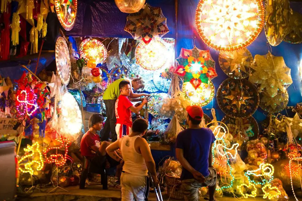 Filipinas, con sus faroles, celebra la Navidad más larga del mundo