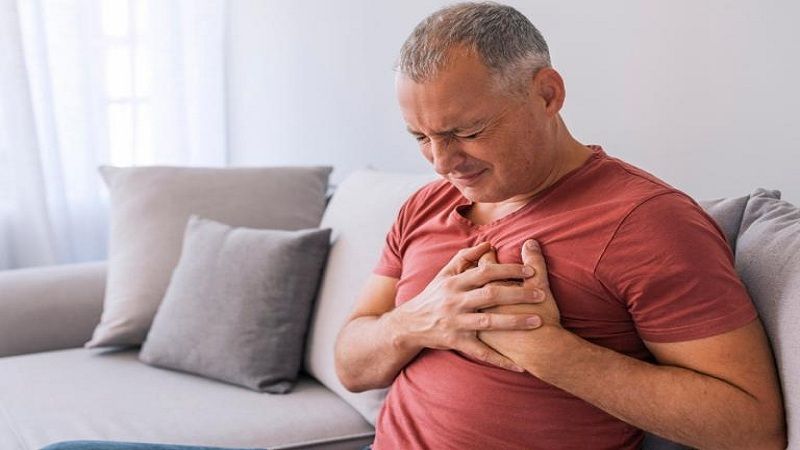 Angina de pecho, el síntoma de la enfermedad de las arterias coronarias