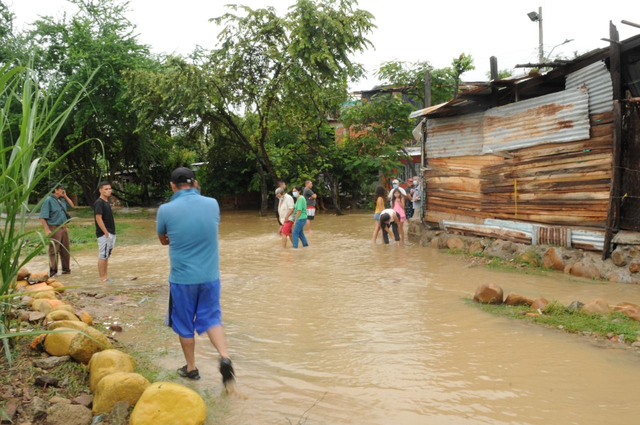 Más de 80 familias damnificadas por las fuertes lluvias en Neiva