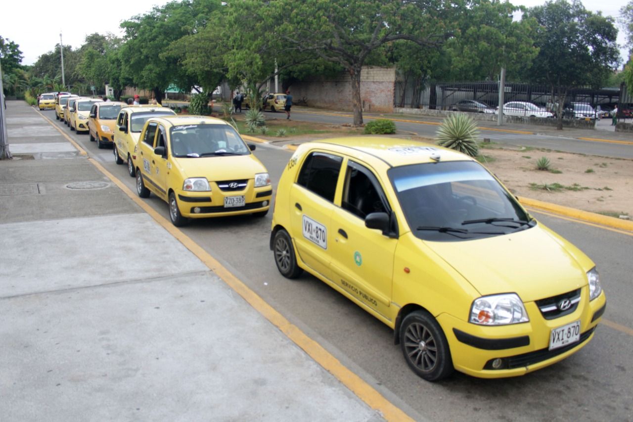 Cerca de 200 taxis de la Empresa Taxis Libres no han podido circular en Neiva￼