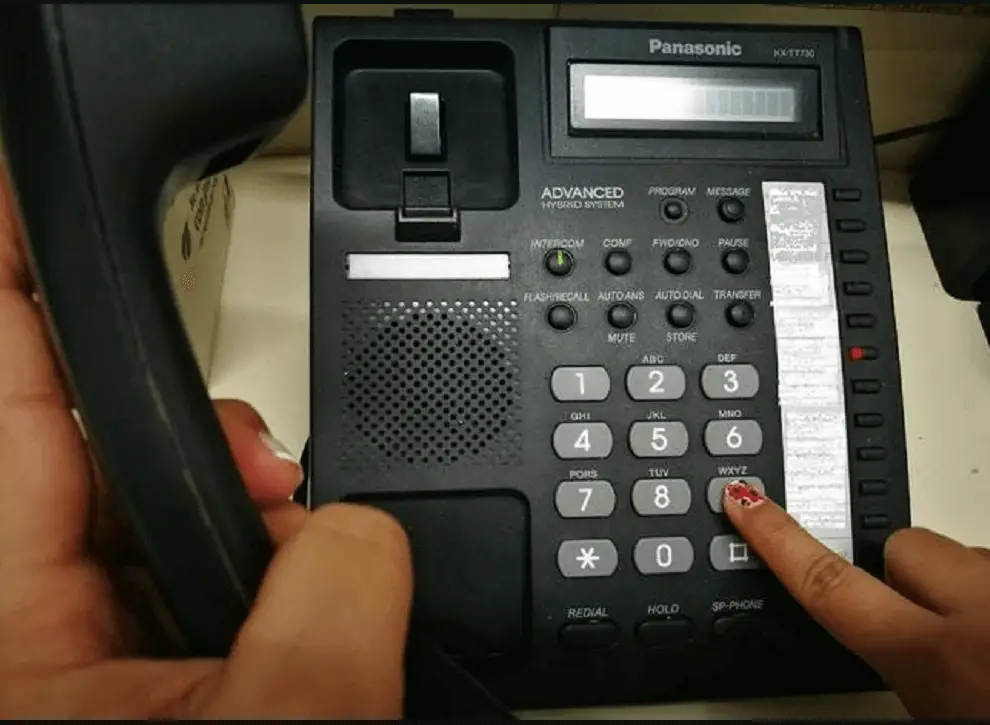 Hoy cambia la forma de hacer llamadas en Colombia