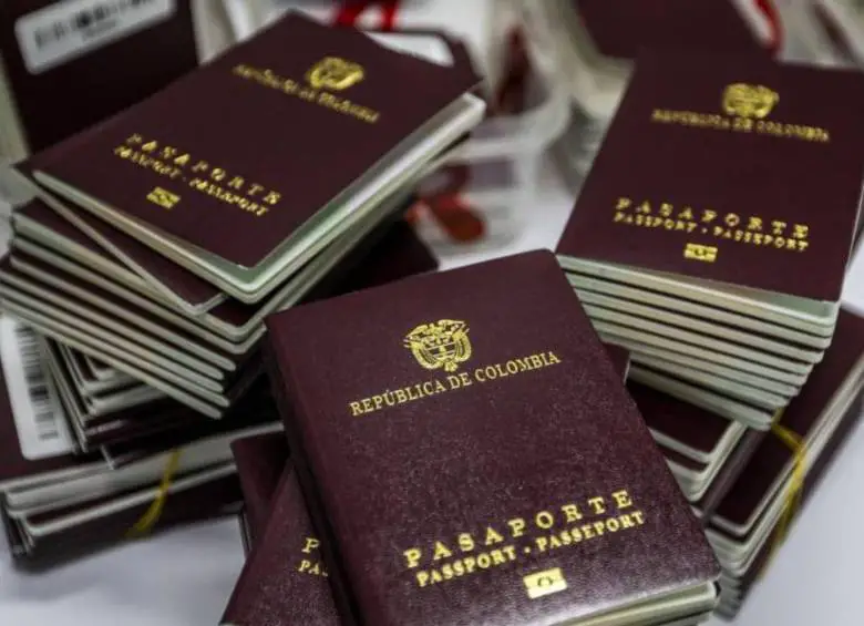 Revocada resoluciones que adjudicaban contrato de pasaportes